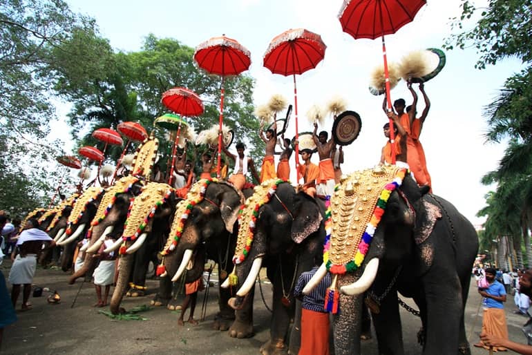 श्रीलंका में मनाये जाने वाले प्रमुख त्यौहार कतारागामा त्यौहार 