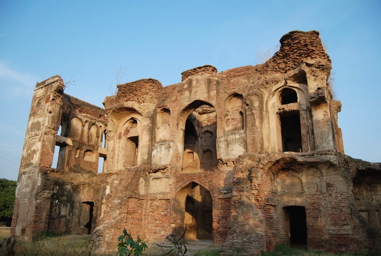 पंजाब के ऐतिहासिक स्थल सरहिंद शहर 