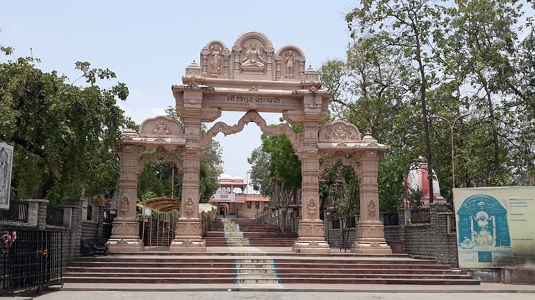 बांसवाड़ा जिले के मशहूर मंदिर त्रिपुरा सुंदरी मंदिर