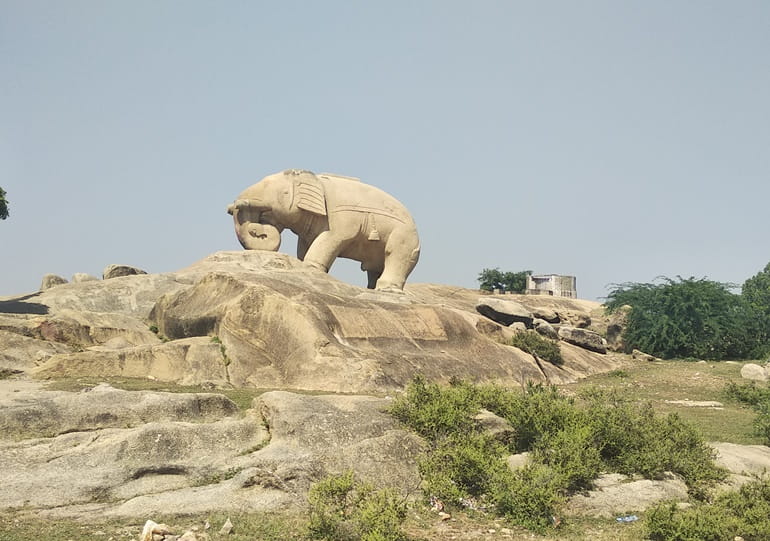 सवाई माधोपुर के आकर्षण स्थल हाथी भाटा