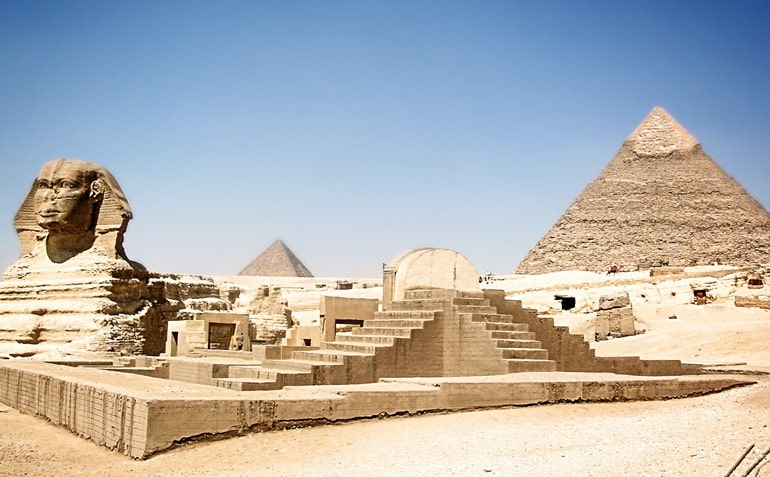 गीज़ा के महान पिरामिड