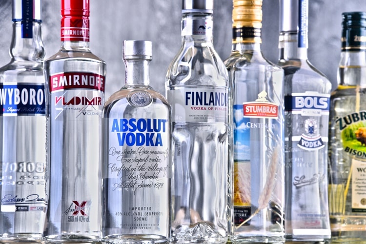 भारत के टॉप 10 वोडका ब्रांड की जानकारी - Top 10 Best Vodka Brands In Hindi