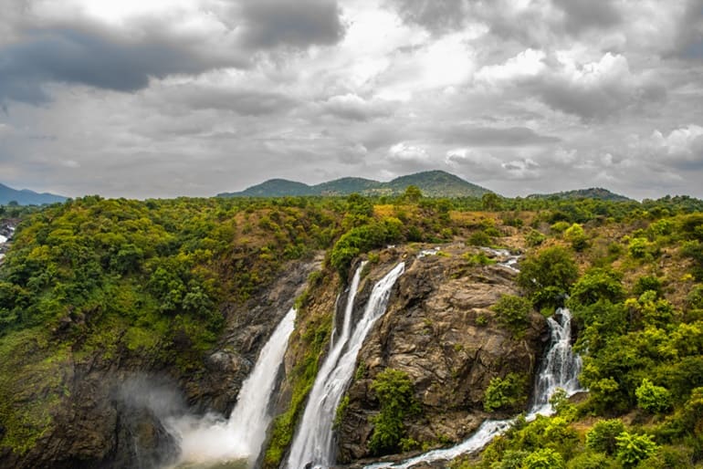 कर्नाटक टूरिज्म में घूमने लायक जगह कूर्ग पर्यटन
