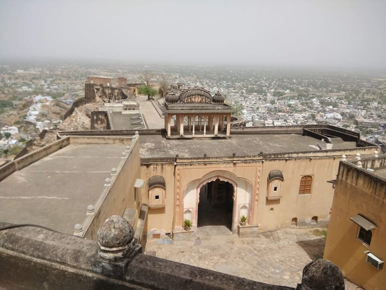नागौर का पर्यटन स्थल कुचामन किला