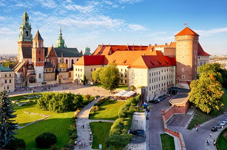 पोलैंड में घूमने लायक सबसे खुबसूरत जगह क्राको पर्यटन 
