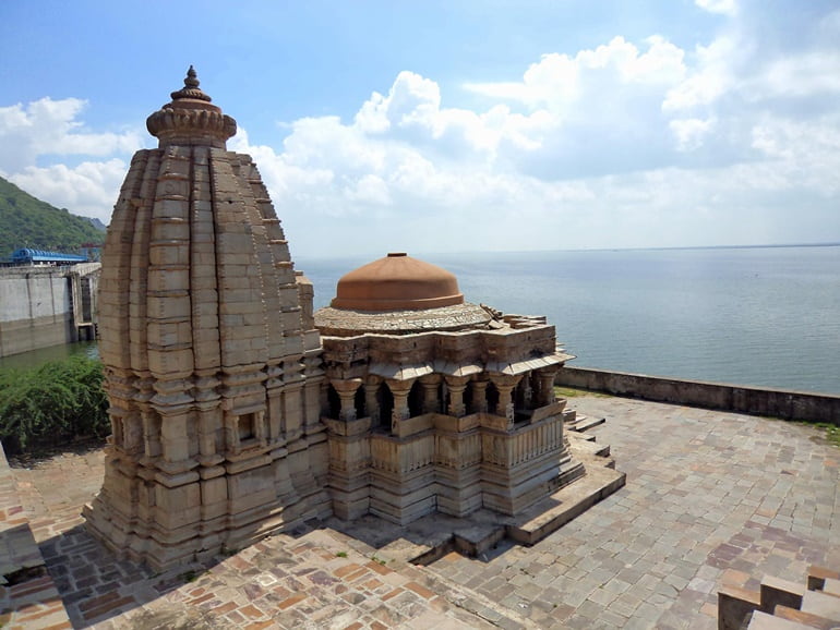 राजस्थान के टॉप फेमस मंदिर बीसलदेव मंदिर