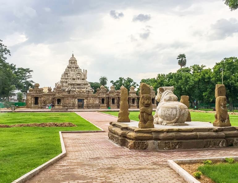 तमिलनाडु में देखने लायक प्राचीन मंदिर कांची कैलासन्तर मंदिर कांचीपुरम