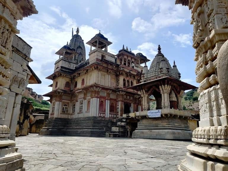 जयपुर के जगत शिरोमणि मंदिर के दर्शन की जानकारी - Jagat Shiromani Temple Jaipur In Hindi