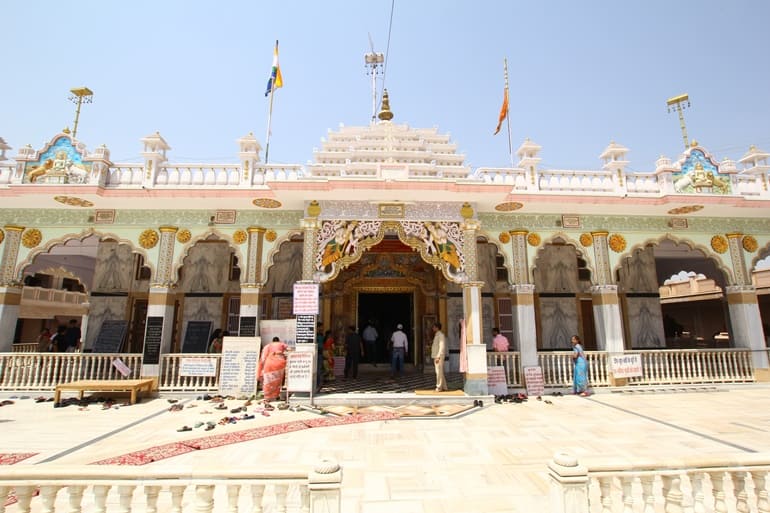 तिजारा जैन मंदिर अलवर के दर्शन की जानकारी – Tijara Jain Temple In Hindi
