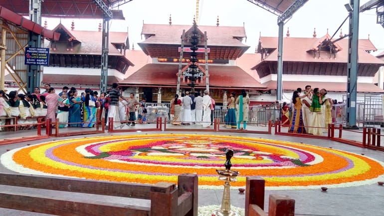 केरल का लोकप्रिय मंदिर गुरुवायुर मंदिर