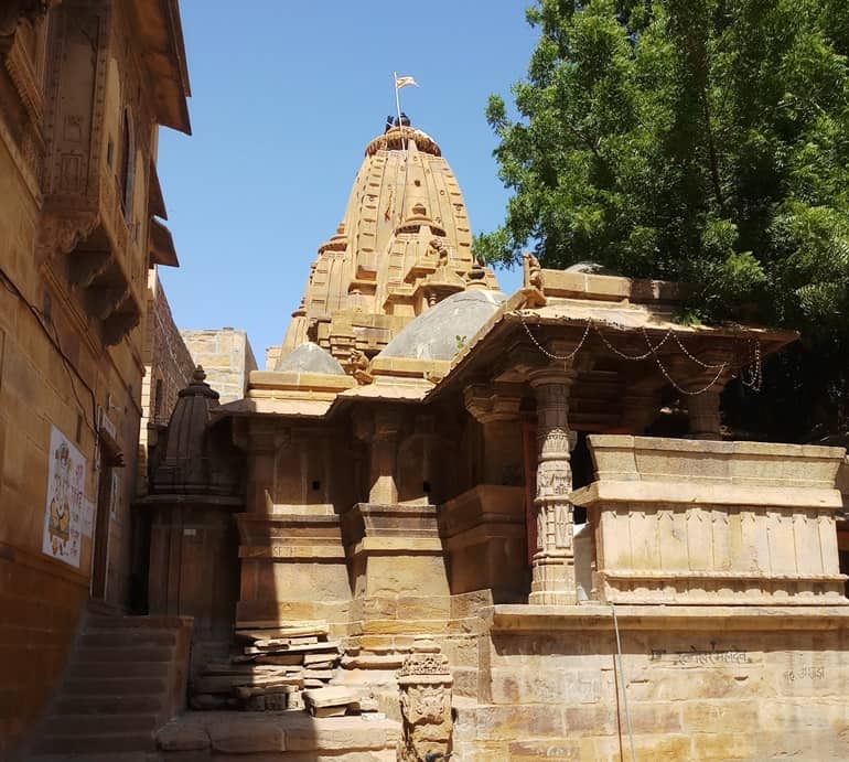 लक्ष्मीनाथ मंदिर की वास्तुकला