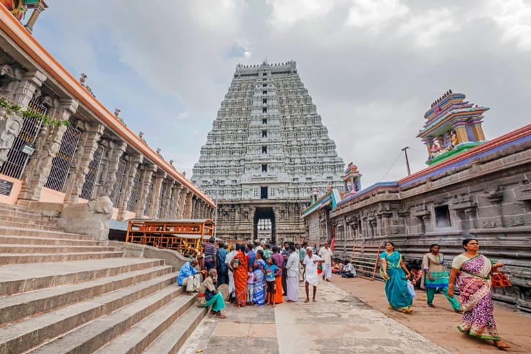 साउथ इंडिया में भगवन शिव के प्रसिद्ध मंदिर अन्नामलाईयर मंदिर