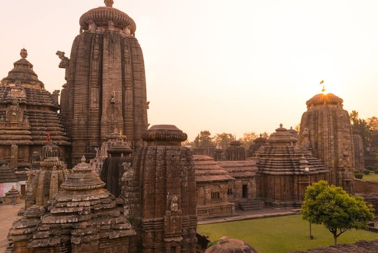 भारत में सबसे प्रसिद्ध महादेव का मंदिर लिंगराज मंदिर