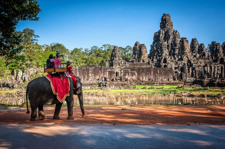 कम्बोडिया के टॉप 10 पर्यटन स्थल की जानकारी - Cambodia In Hindi