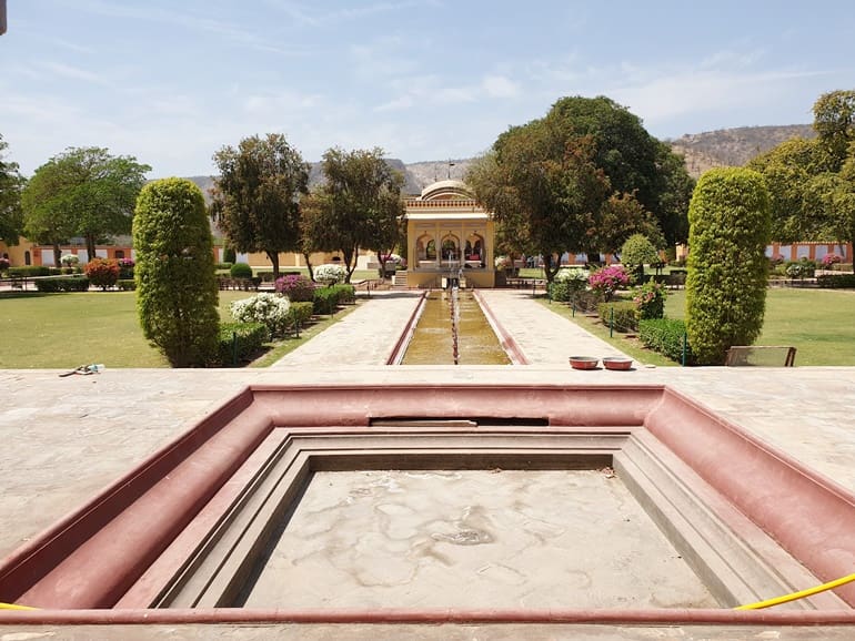 जयपुर के कनक वृंदावन गार्डन की एंट्री फीस
