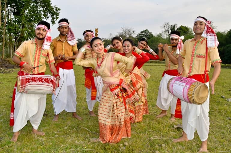 उत्तर पूर्वी भारत के असम राज्य का लोकप्रिय त्यौहार भोग बिहू