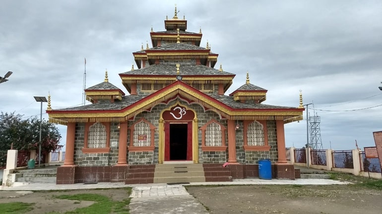 कानातल के फेमस धार्मिक स्थल सुरकंडा देवी मंदिर