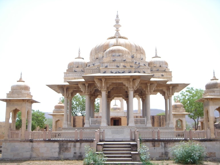 महारानी की छतरी जयपुर की एंट्री फीस