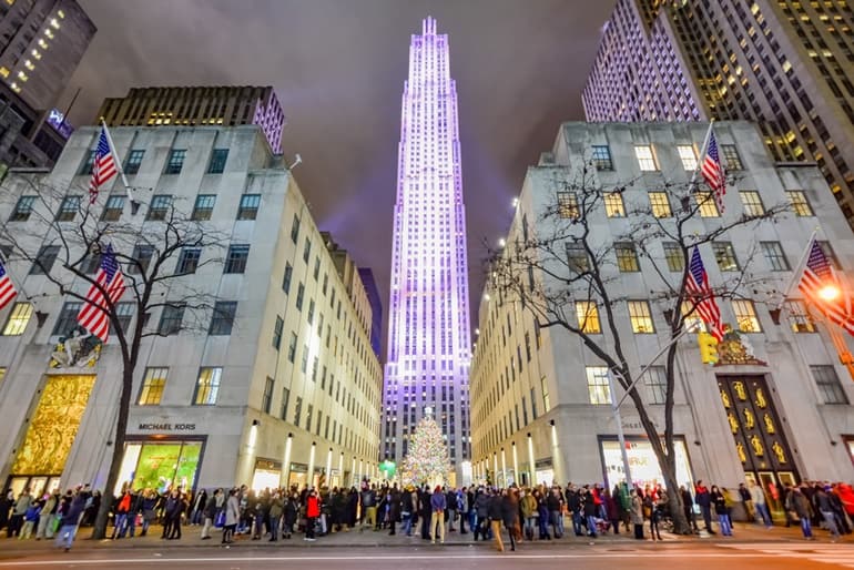 न्यूयॉर्क का प्रमुख पर्यटन स्थल रॉकफेलर सेंटर