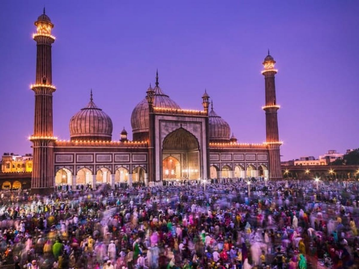 दिल्ली की जामा मस्जिद की पूरी जानकारी – Jama Masjid Information In Hindi - Holidayrider.Com