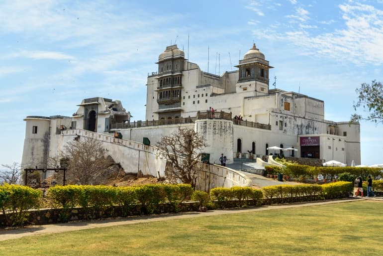 उदयपुर के सज्जनगढ़ किला घूमने की जानकारी - Monsoon Palace Udaipur In Hindi