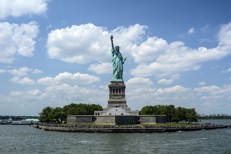 New York City Ka Aakarshan Sthal Statue Of Liberty In Hindi