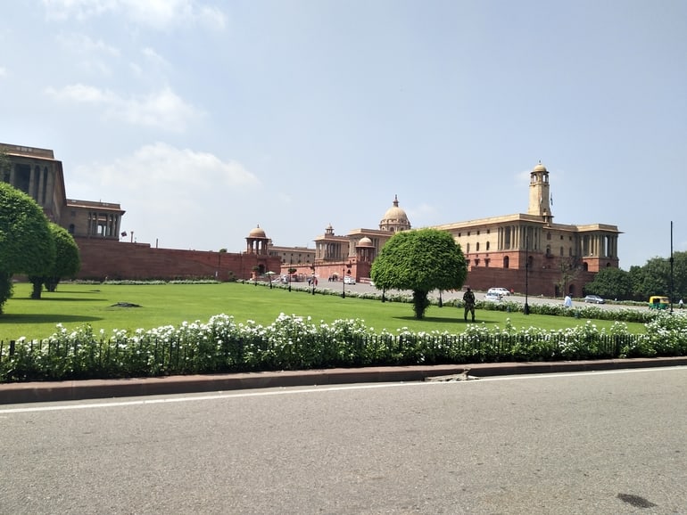 भारतीय संसद भवन घूमने जाने के लिए सबसे अच्छा समय - Best Time To Visit Parliament House In Hindi