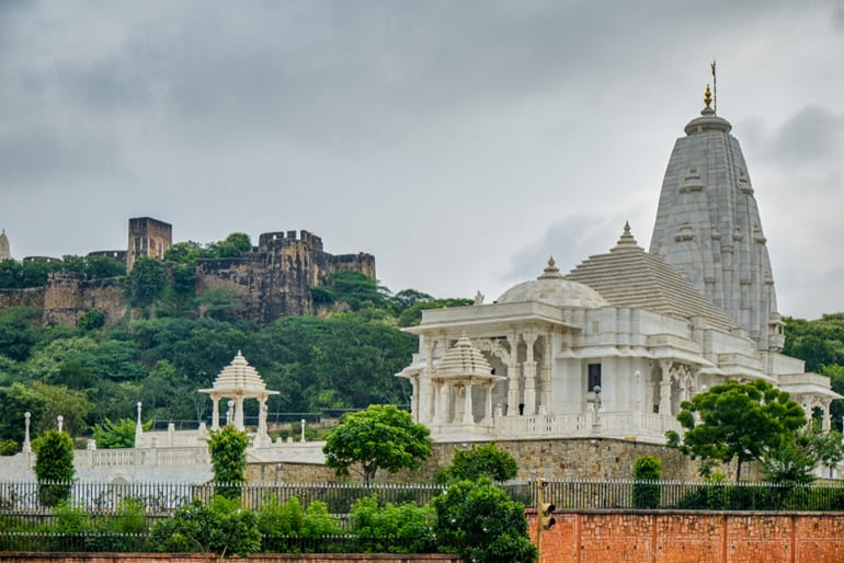 राजस्थान के फेमस ऐतिहासिक मंदिर - Famous Temples Of Rajasthan In Hindi