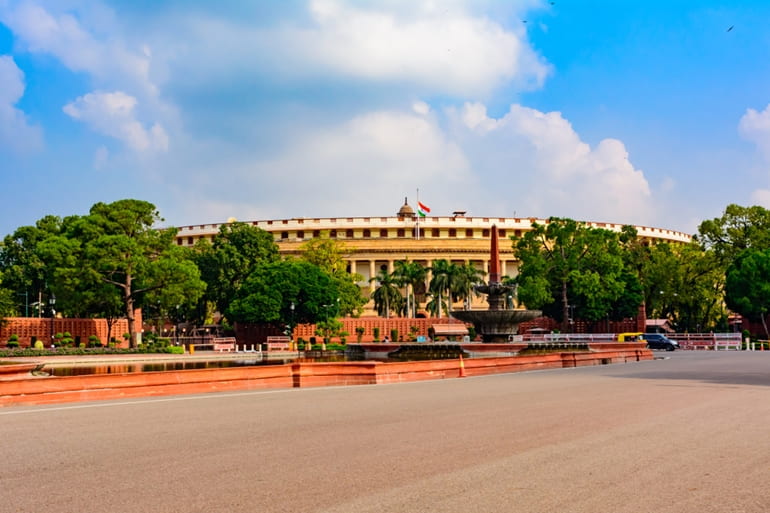 भारतीय संसद भवन की पूरी जानकारी - Parliament House In Hindi