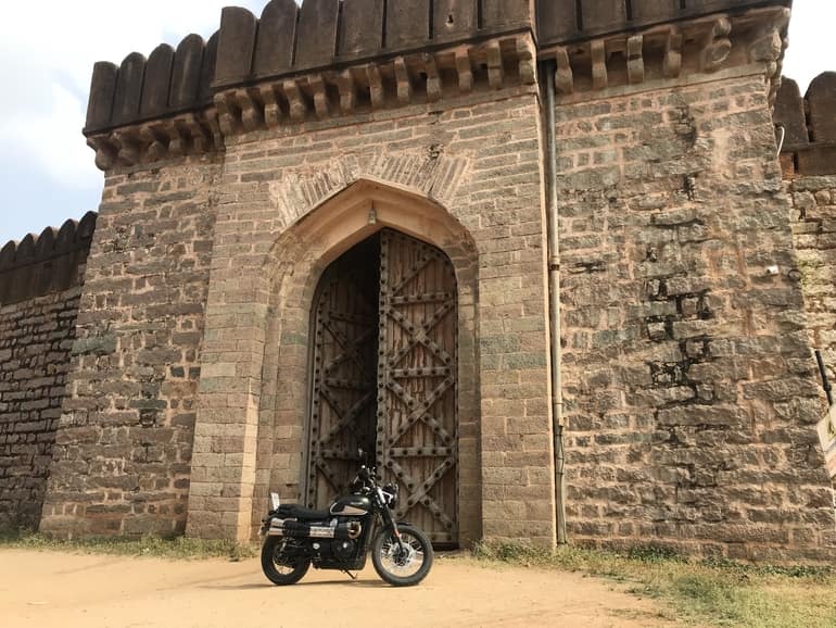निजामाबाद का दोमाकोंडा का ऐतिहासिक किला - Nizamabad Ki Aetihasik Jagah Domakonda Fort In Hindi