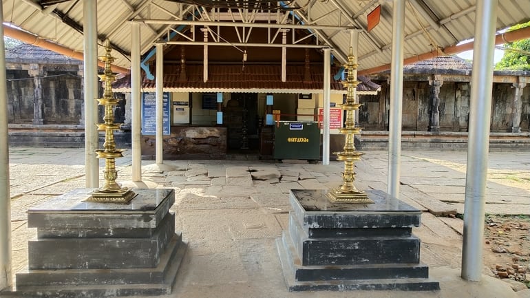 वायनाड का प्रसिद्ध मंदिर थिरुनेली मंदिर - Wayanad Ka Prasidh Mandir Thirunelli Temple In Hindi