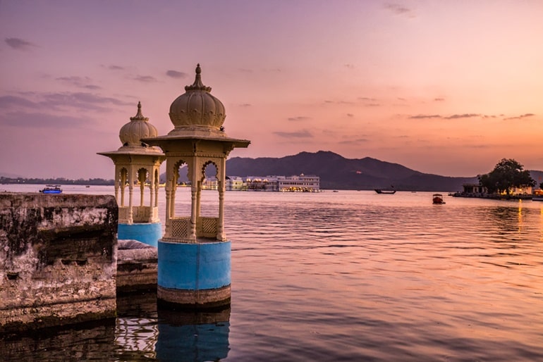 राजस्थान की 20 सबसे प्रसिद्ध झीलें - Lakes Of Rajasthan In Hindi