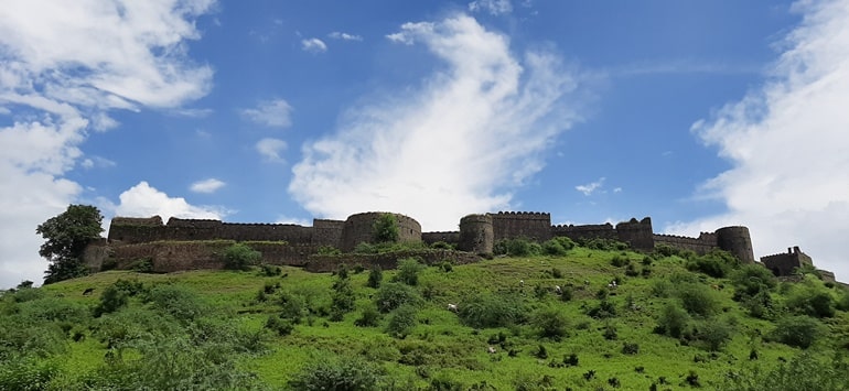 गुगोर किला घूमने की जानकारी - Gugor Fort In Hindi