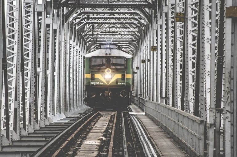 ट्रेन से रानीजी की बावड़ी बूँदी कैसे पहुंचें  – How To Reach Raniji Ki Baori By Train In Hindi