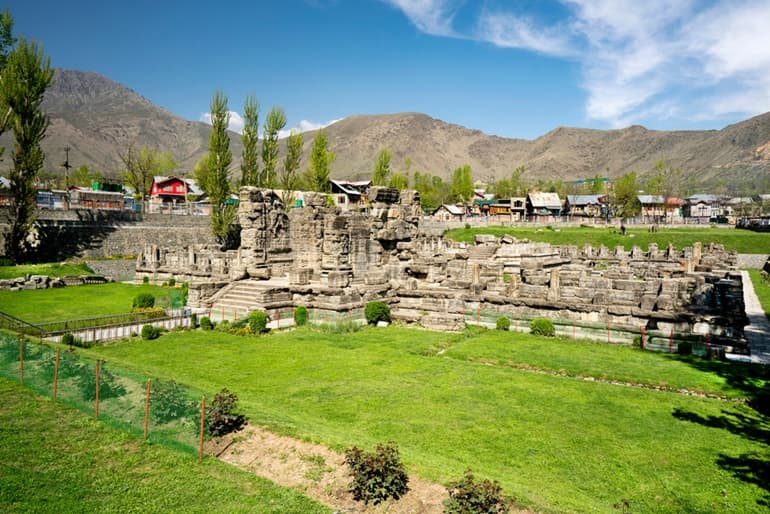 कश्मीर में देखने लायक जगह पुलवामा