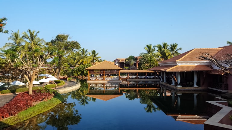 छुट्टियाँ मनाने के लिए भारत के लग्जरी रिसॉर्ट्स - Luxury Resorts In India For A Private Vacation In Hindi