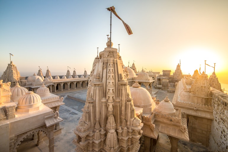 जैन धर्म के प्रमुख तीर्थ स्थल और भारत के प्रसिद्ध जैन मंदिर - Famous Jain Temples of India In Hindi