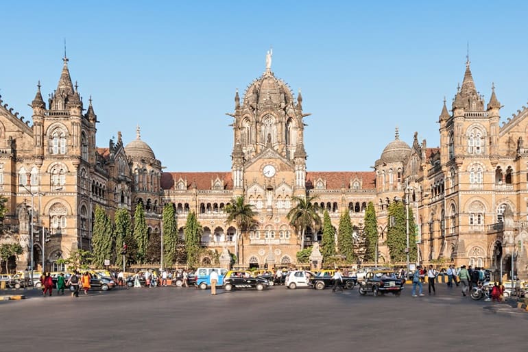 छत्रपति शिवाजी टर्मिनस मुंबई- Chhatrapati Shivaji Terminus Mumbai In Hindi