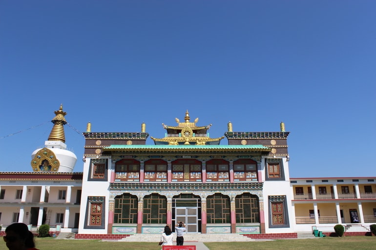 माइंड्रोलिंग मठ देहरादून - Mindrolling Monastery In Hindi