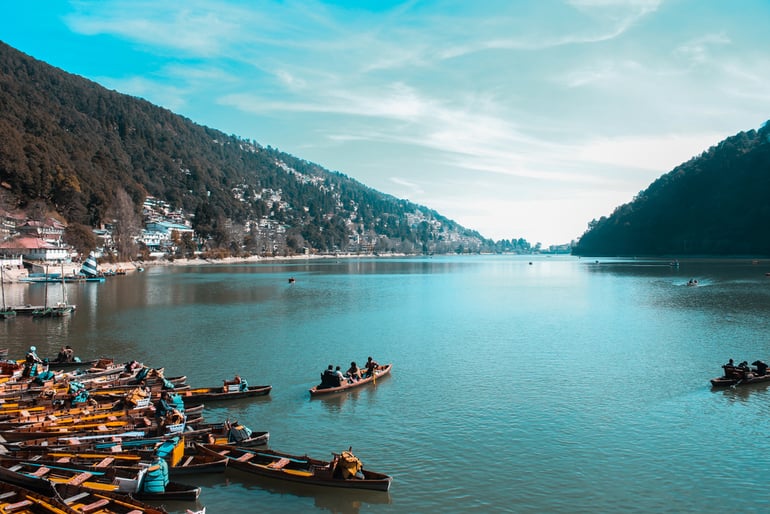नैनीताल झील में महसूस करें विंडरमेयर लेक – Feel Windermere Lake in Nainital Lake In Hindi
