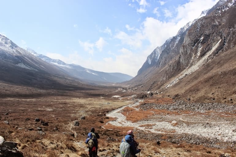कंचनजंगा बेस कैंप ट्रेक - Kanchenjunga Base Camp Trek In Hindi