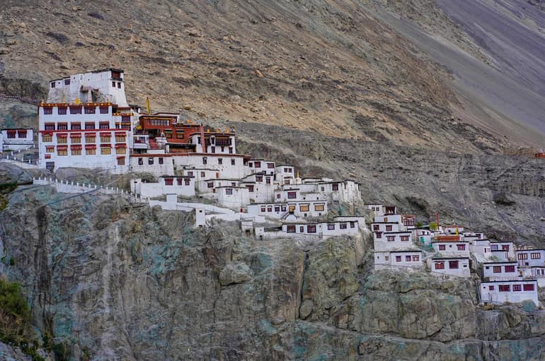 डिस्कट गाँव लद्दाख - Diskit Village, Ladakh In Hindi