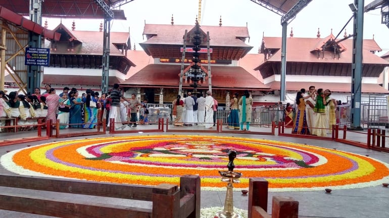 गुरुवायुर श्री कृष्ण मंदिर – Guruvayur Sri Krishna Temple in Hindi