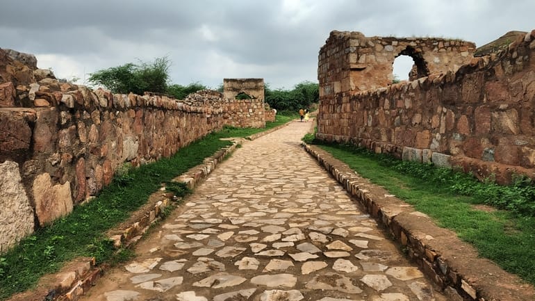 तुगलकाबाद किले की टाइमिंग – Timings of Tughlaqabad Fort in Hindi