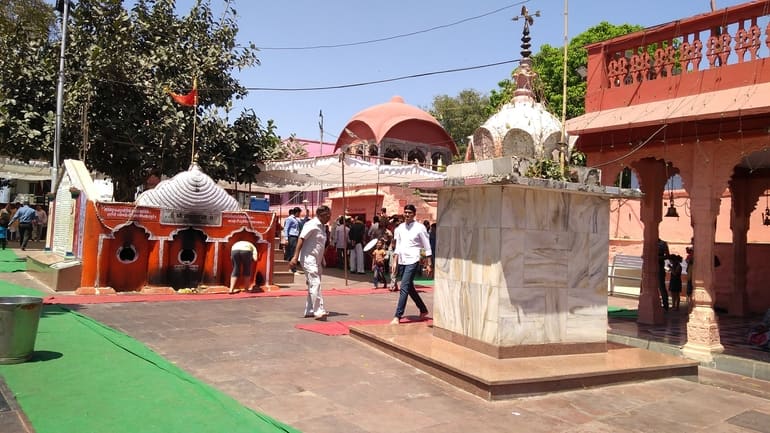 हरसिद्धि माता मंदिर का प्रवेश शुल्क – Entrance fee of Harsiddhi Mata Temple in Hindi