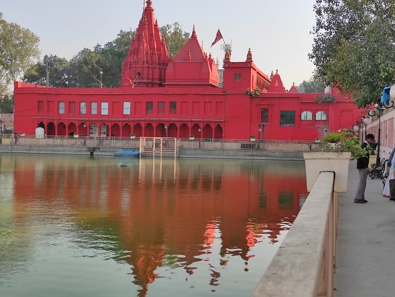 दुर्गा मंदिर वाराणसी - Durga Temple Varanasi in Hindi
