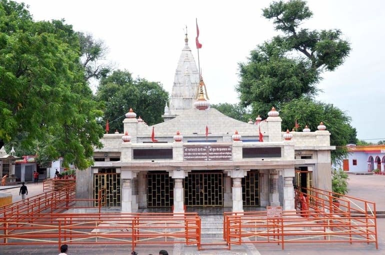 देवी पाटन मंदिर उत्तर प्रदेश - Devi Patan temple Uttar Pradesh in Hindi