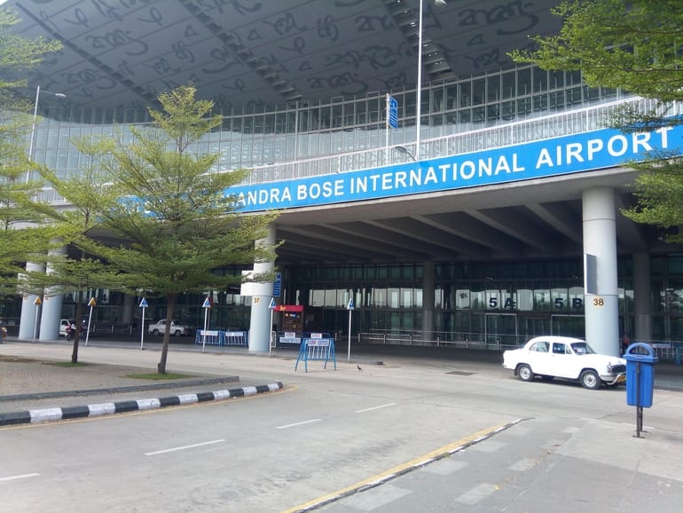नेताजी सुभाष चंद्र बोस इंटरनेशनल एयरपोर्ट - Netaji Subhas Chandra Bose International Airport Kolkata in Hindi