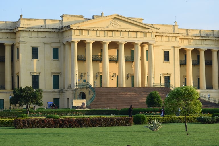 हज़ार्डियरी पैलेस, मुर्शिदाबाद - Hazardiary Palace, Murshidabad in Hindi