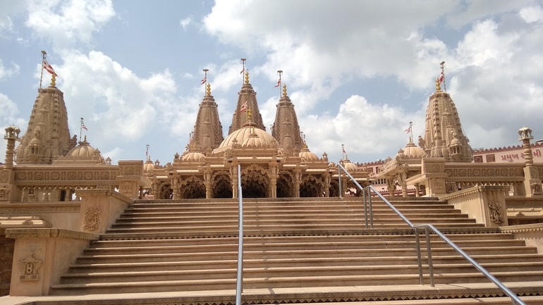 स्वामीनारायण मंदिर राजकोट – Swaminarayan Temple Rajkot in Hindi